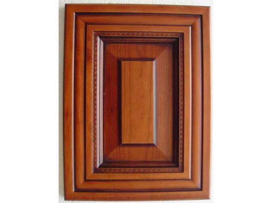 點(diǎn)擊查看詳細(xì)信息<br>標(biāo)題：實(shí)木櫥柜 閱讀次數(shù)：2151